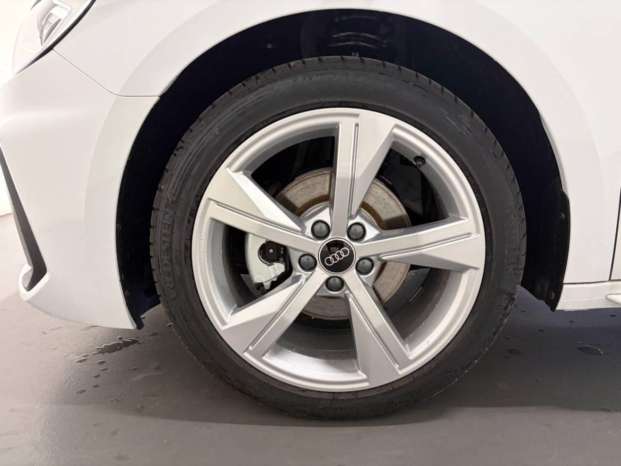 AUDI A1 SPORTBACK 30 TFSI S-TRONIC S LINE EDITION