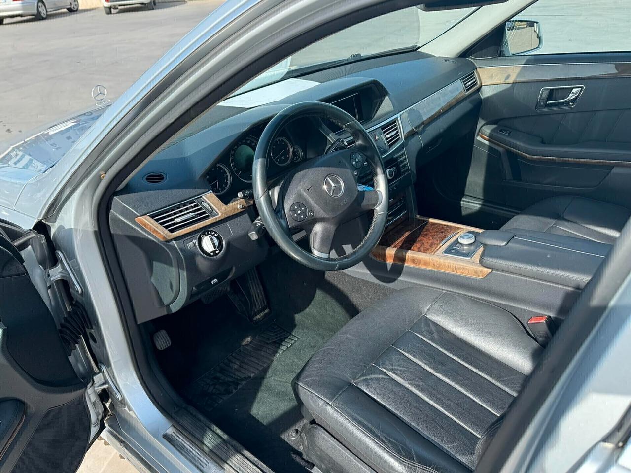 Mercedes-benz E 350 CDI BlueEFFICIENCY Elegance PERFETTA