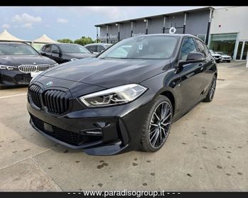 BMW Serie 1 5 PORTE - F40 120d 5 porte