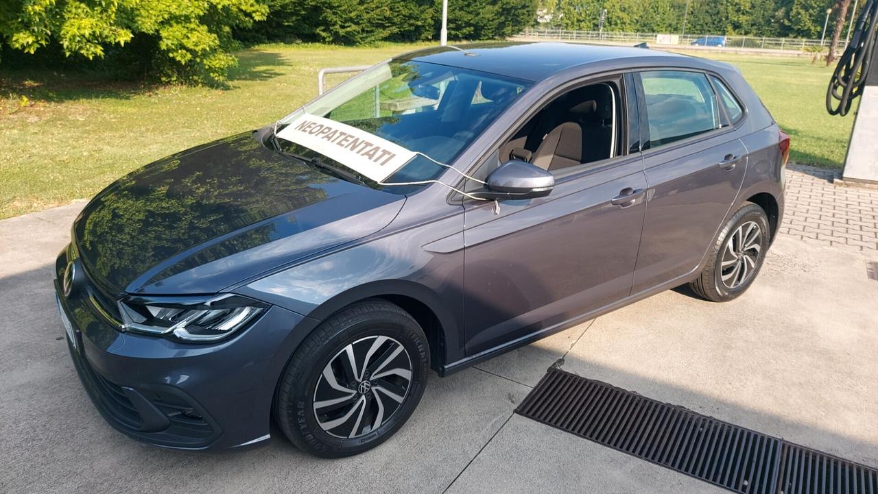 Volkswagen Polo 1.0 TSI DSG Style