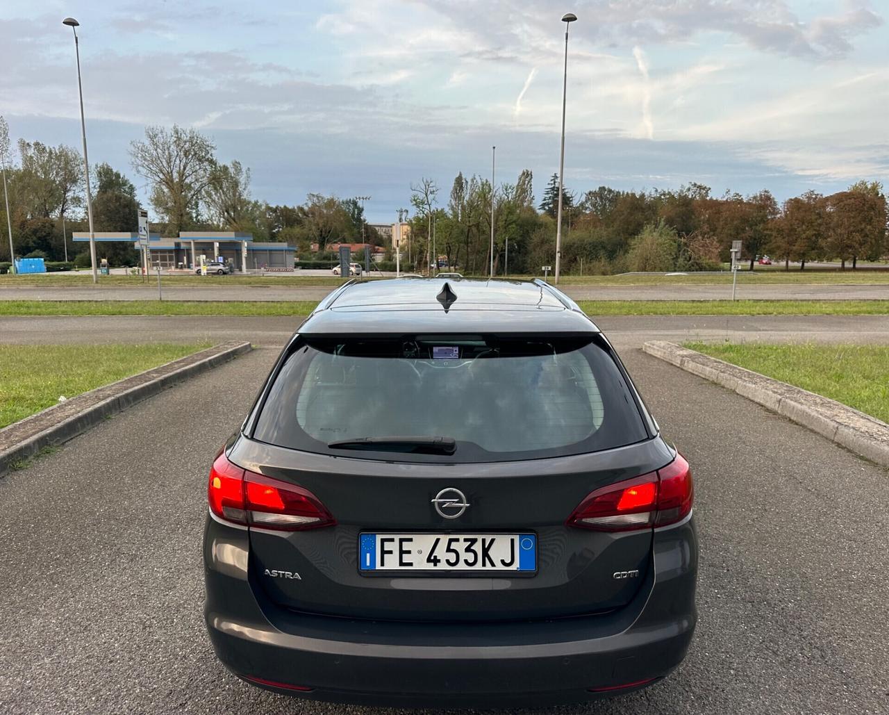 Opel Astra 1.6 CDTI EcoFLEX S&S Sports Tourer Business