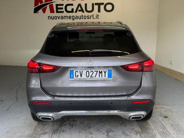 MERCEDES-BENZ GLA 180 d Automatic Progressive Advanced