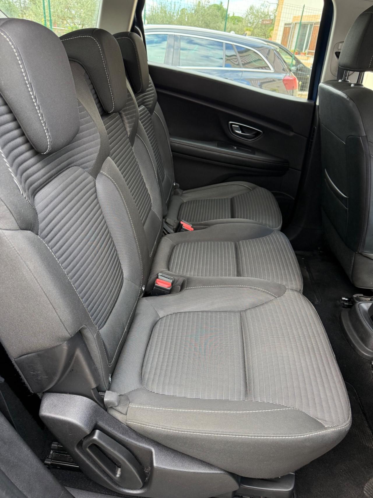 Renault Grand Scenic dCi 8V 110 CV EDC Energy Intens