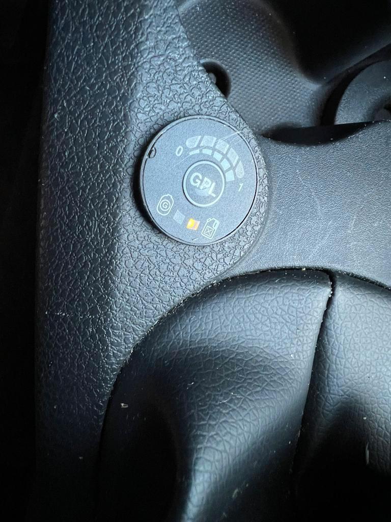 Dacia Sandero 1.2 Laureate Gpl 75cv