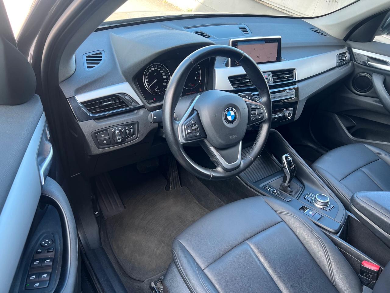 Bmw X1 sdrive16d Business Advantage auto LED/PELLE/NAVI