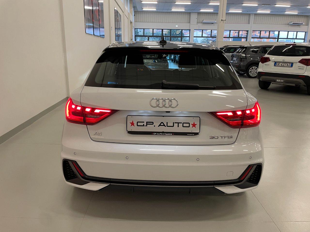 Audi A1 Sportback 30 1.0 tfsi S Line Edition 116cv