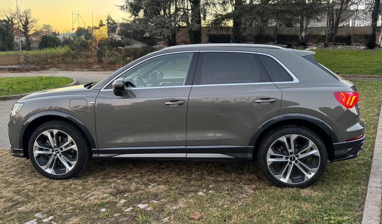 Audi Q3 45 TFSI S tronic line edition