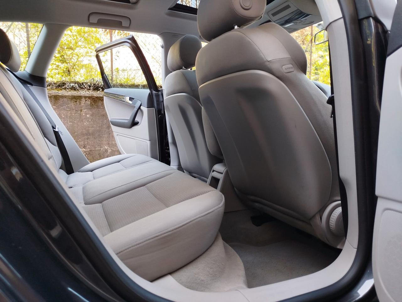 Audi A3 SPB 2.0 TDI 140cv / Tettuccio / Unipro