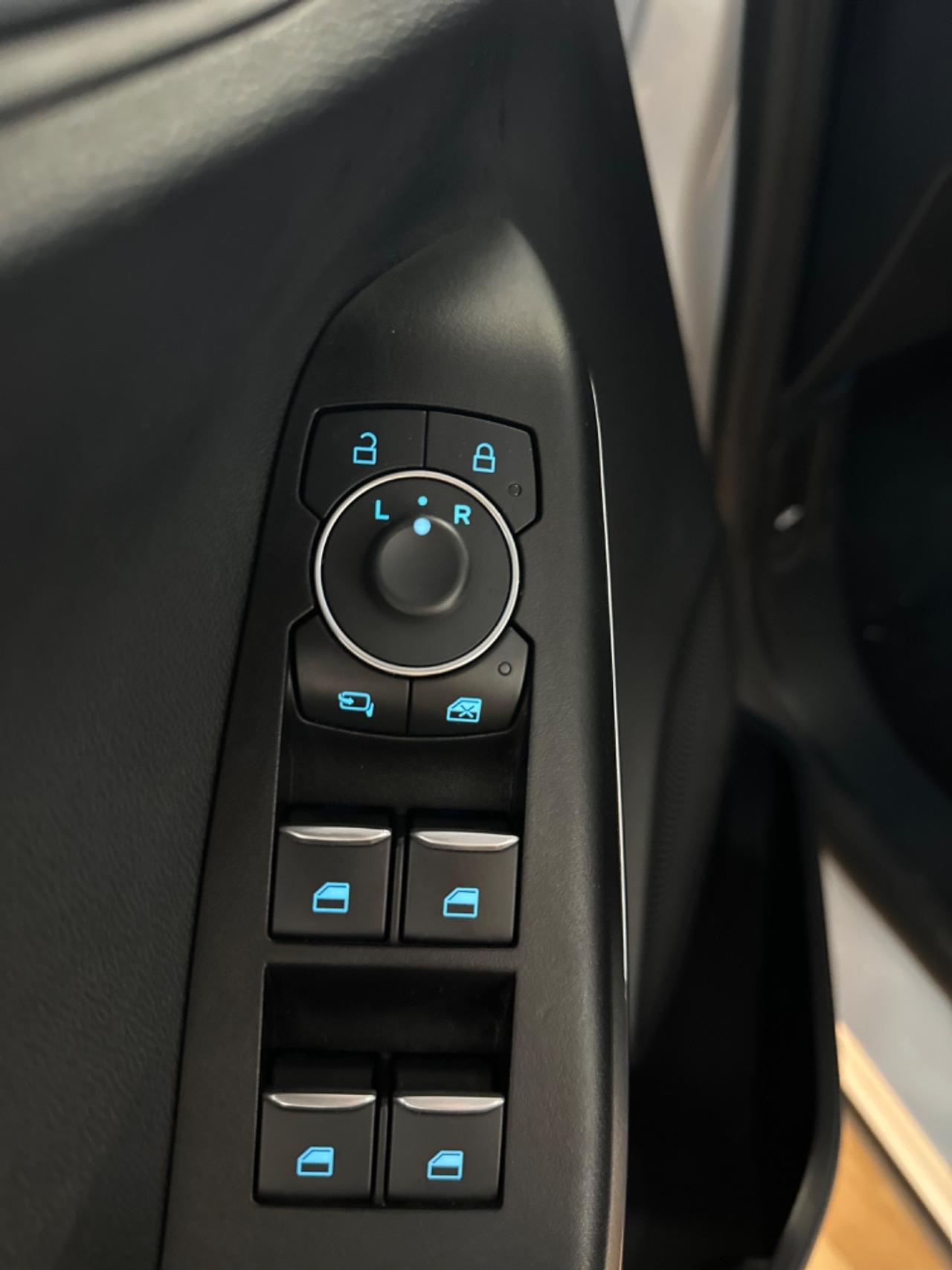 Ford Puma 1.0 EcoBoost Hybrid 125 CV S&S aut. ST-Line