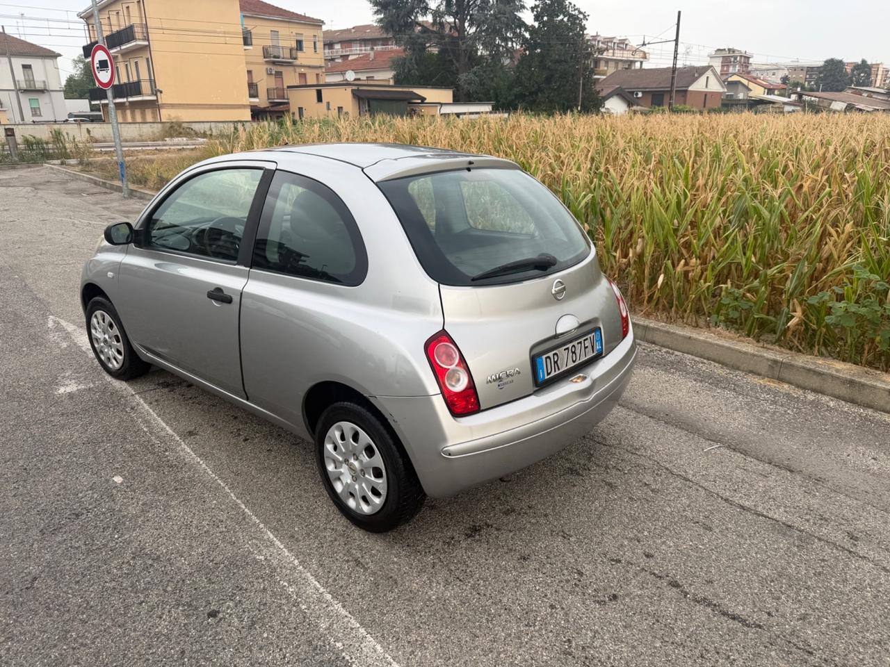 Nissan Micra 1.2 16V 65CV 3 porte Junior