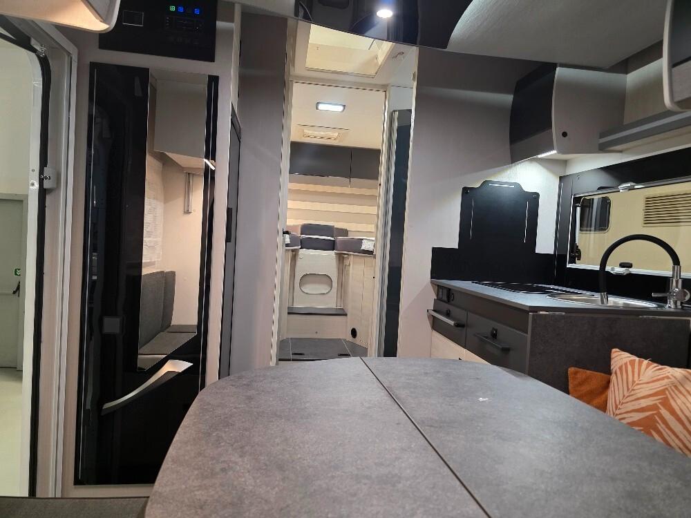 CAMPER CHALLENGER 337GA ULTIMATE