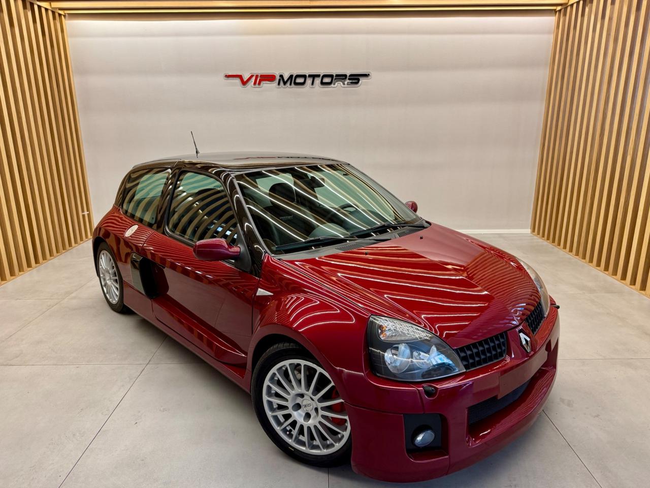 RENAULT CLIO V6 3.0 230CV **RARISSIMA ** ESEMPLARE NR 565