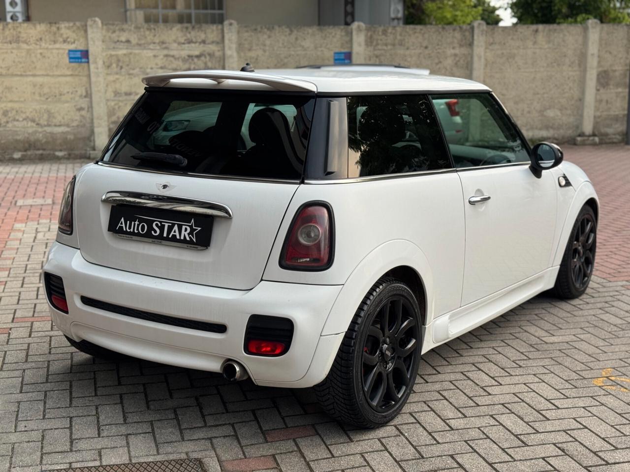 Mini Mini 1.6 16V Cooper D