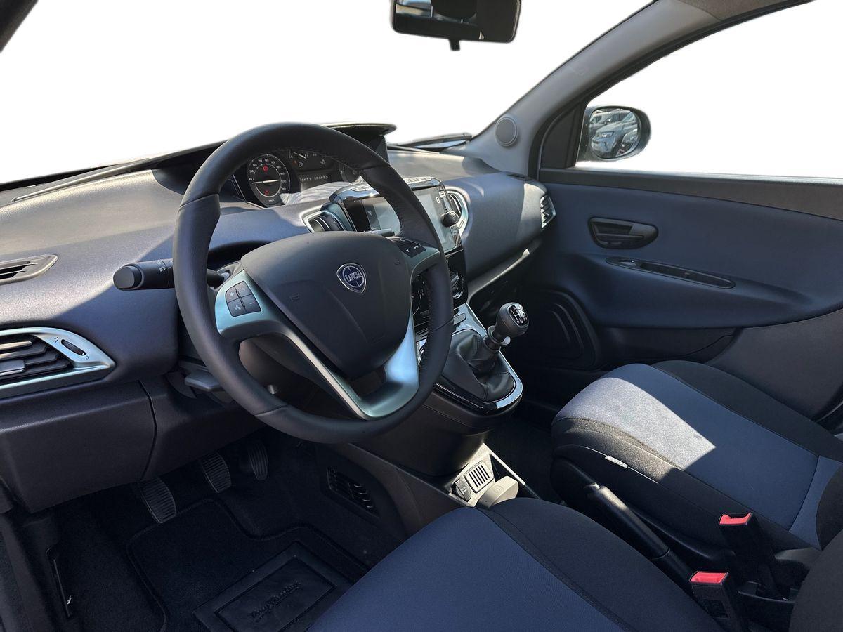 LANCIA Ypsilon III 2021 - Ypsilon 1.0 firefly hybrid Gold s&s 70cv