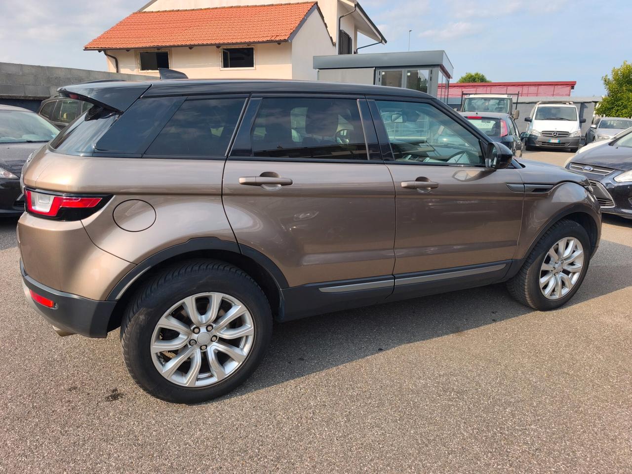 Land Rover Range Evoque 2.0 TD4 150 CV 5p. SE
