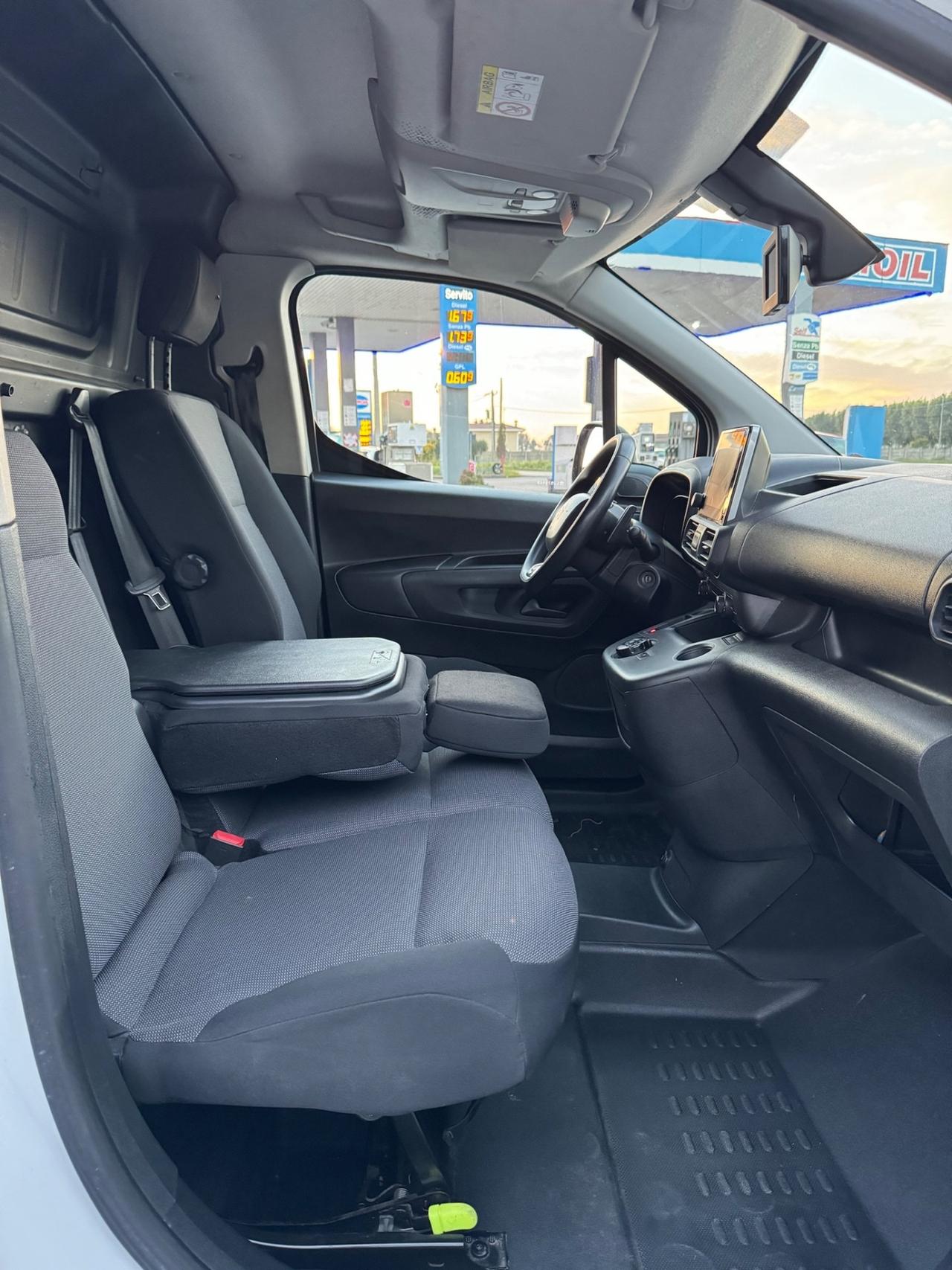 Citroen Berlingo BlueHDi 130 Stop&Start EAT8 Combi M Feel