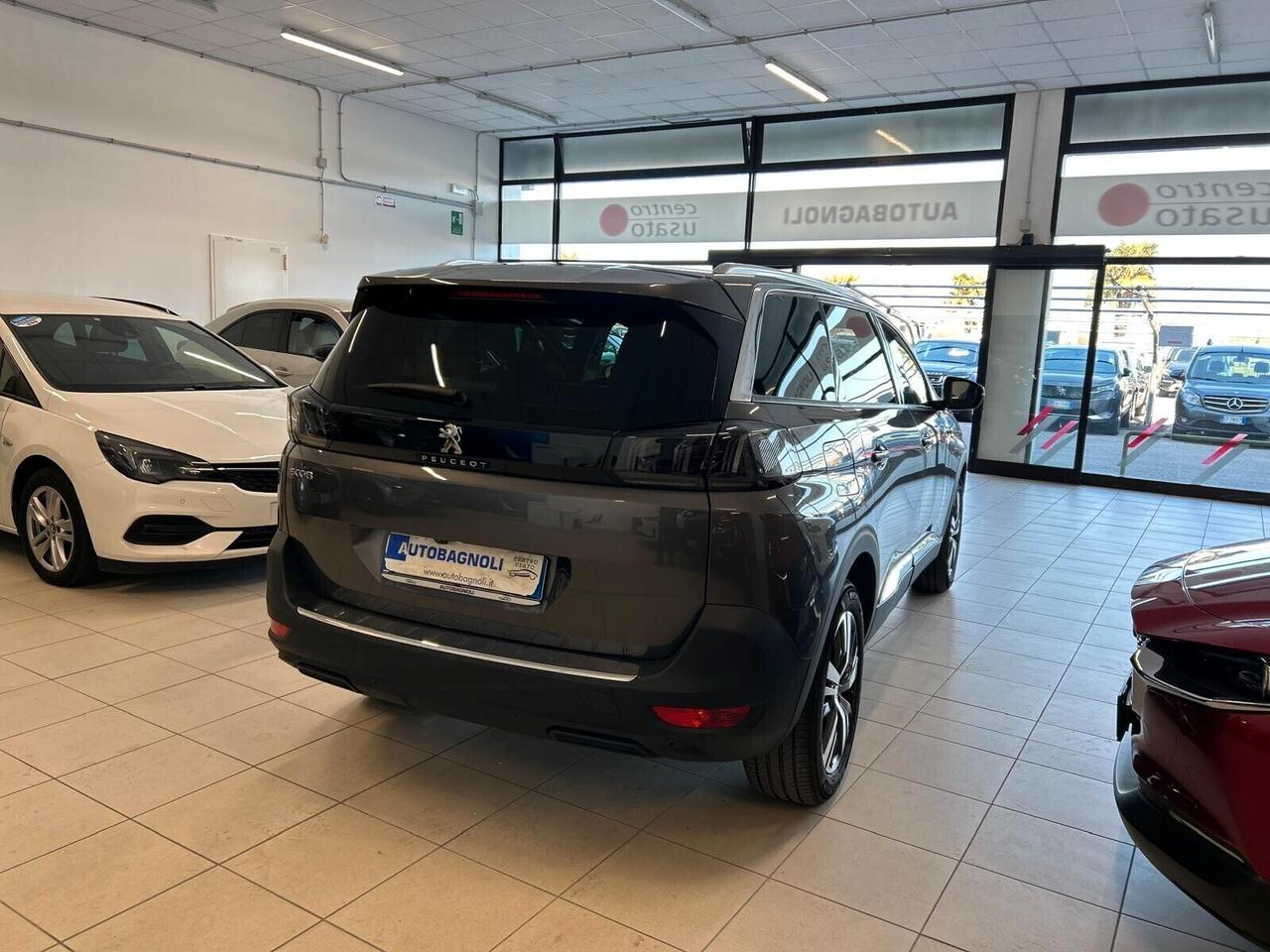 Peugeot 5008 ALLURE PACK Hybrid 136 e-DCS 7p. SPOTICAR