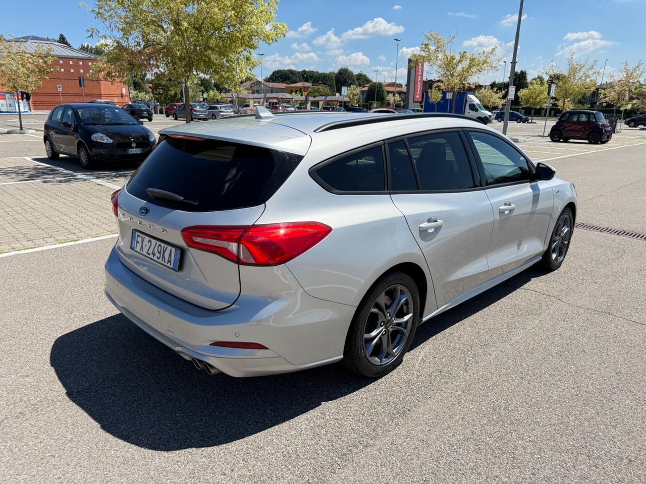 Ford Focus 1.0 EcoBoost 125 CV automatico SW ST-Line Co-Pilot