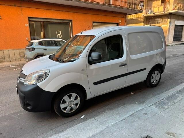 Renault Kangoo 1.5 dCi 75CV Stop & Start Life