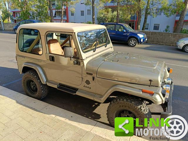 JEEP Wrangler SAHARA 2.5 BENZINA ASI