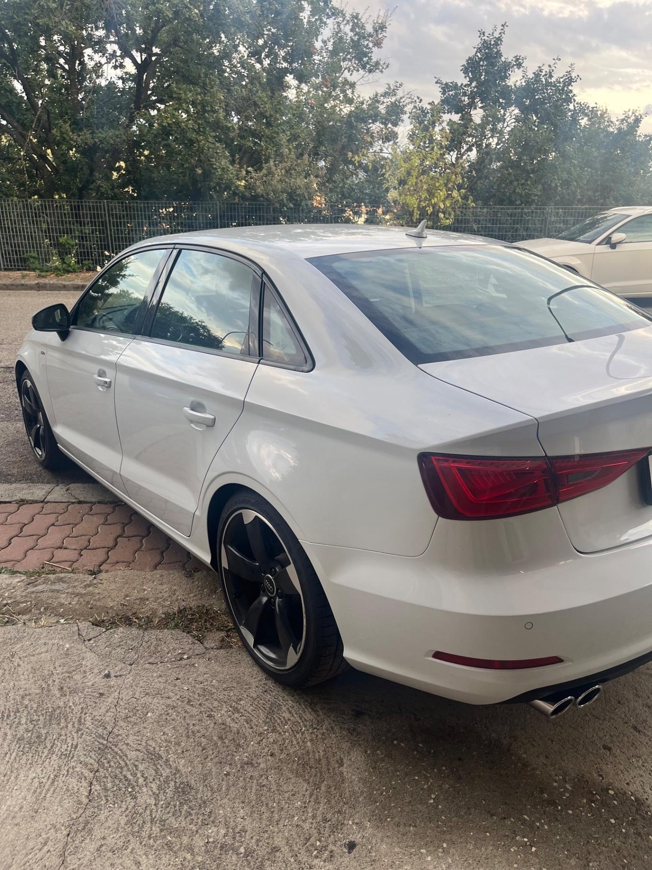 Audi A3 Sedan 2.0 TDI Sport quattro edition