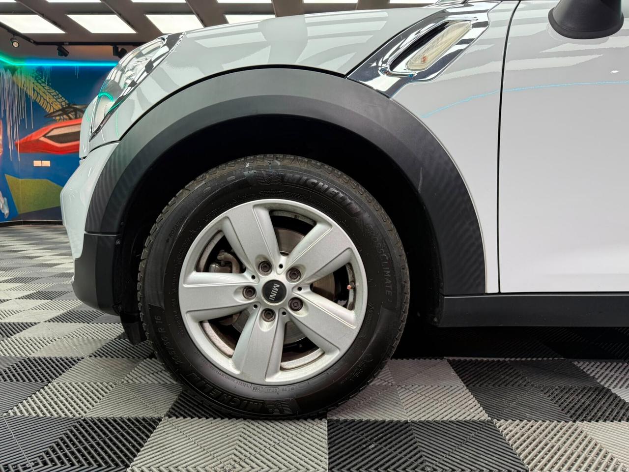 Mini Countryman 1.6 One (124)
