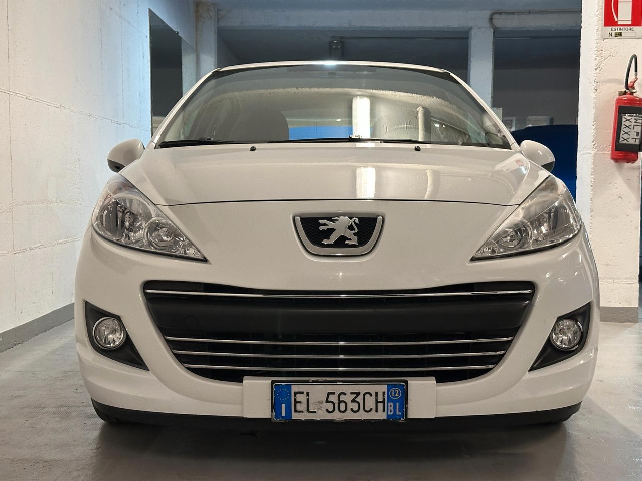 Peugeot 207 1.6 8V HDi 93CV 5p. Sweet Years