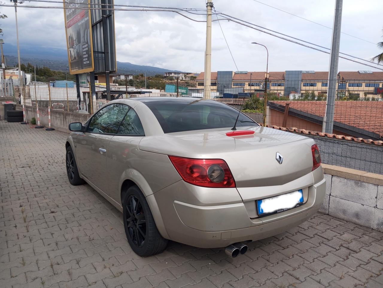 Renault Megane Mégane C-C 1.9 dCi/130CV Confort Authentique