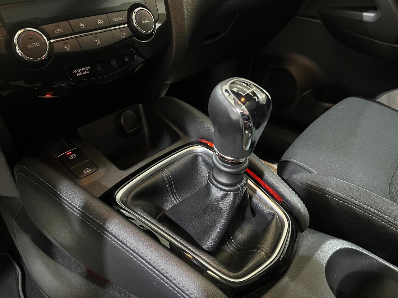 Nissan Qashqai 1.5 dCi N-Connecta