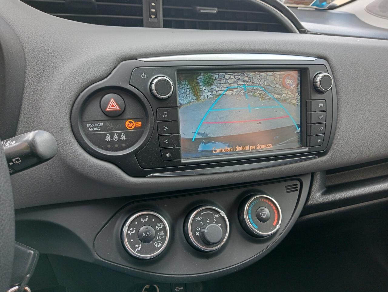 Toyota Yaris 1.0 5 porte Active