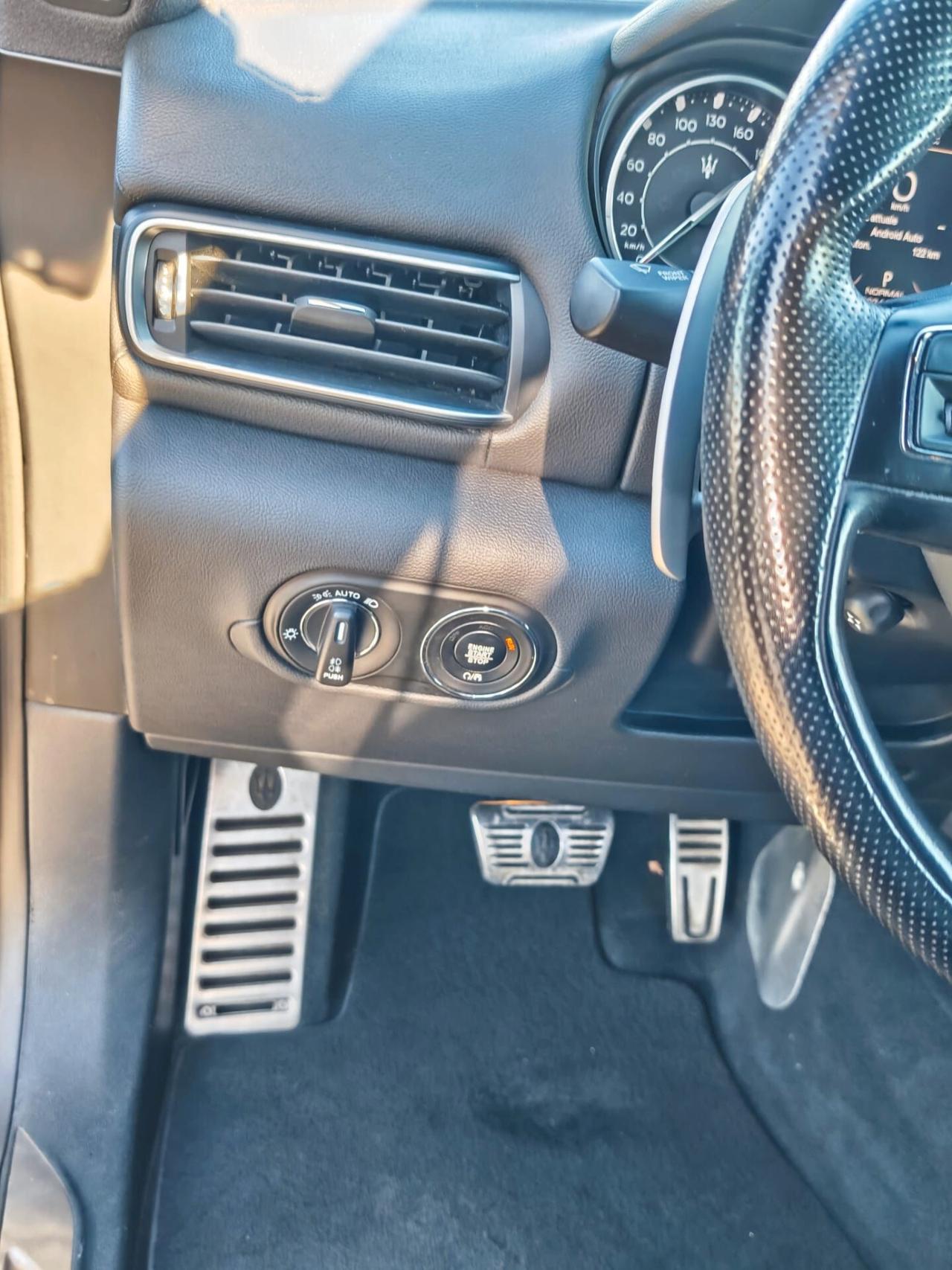 Maserati Levante V6 Gransport