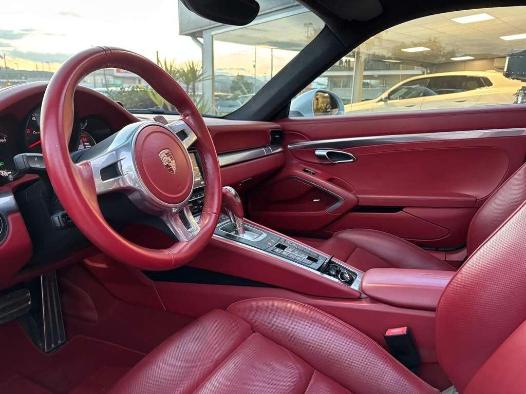 Porsche 911 3.8 Turbo Coupé 2014/ KM 103.000 Tua a soli 1.399 Euro al mese