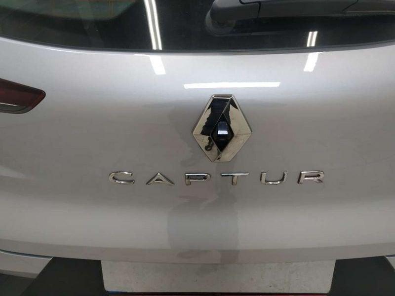 Renault Captur 1.6 E-Tech hybrid Zen 145cv auto