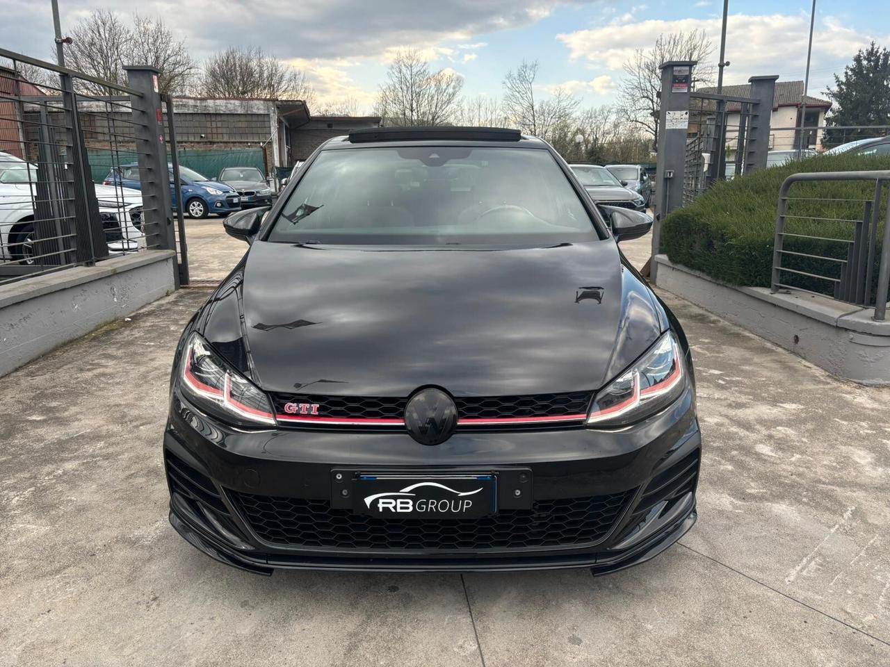 Volkswagen Golf GTI 2.0 TSI TCR DSG 5p. BlueMotion Technology