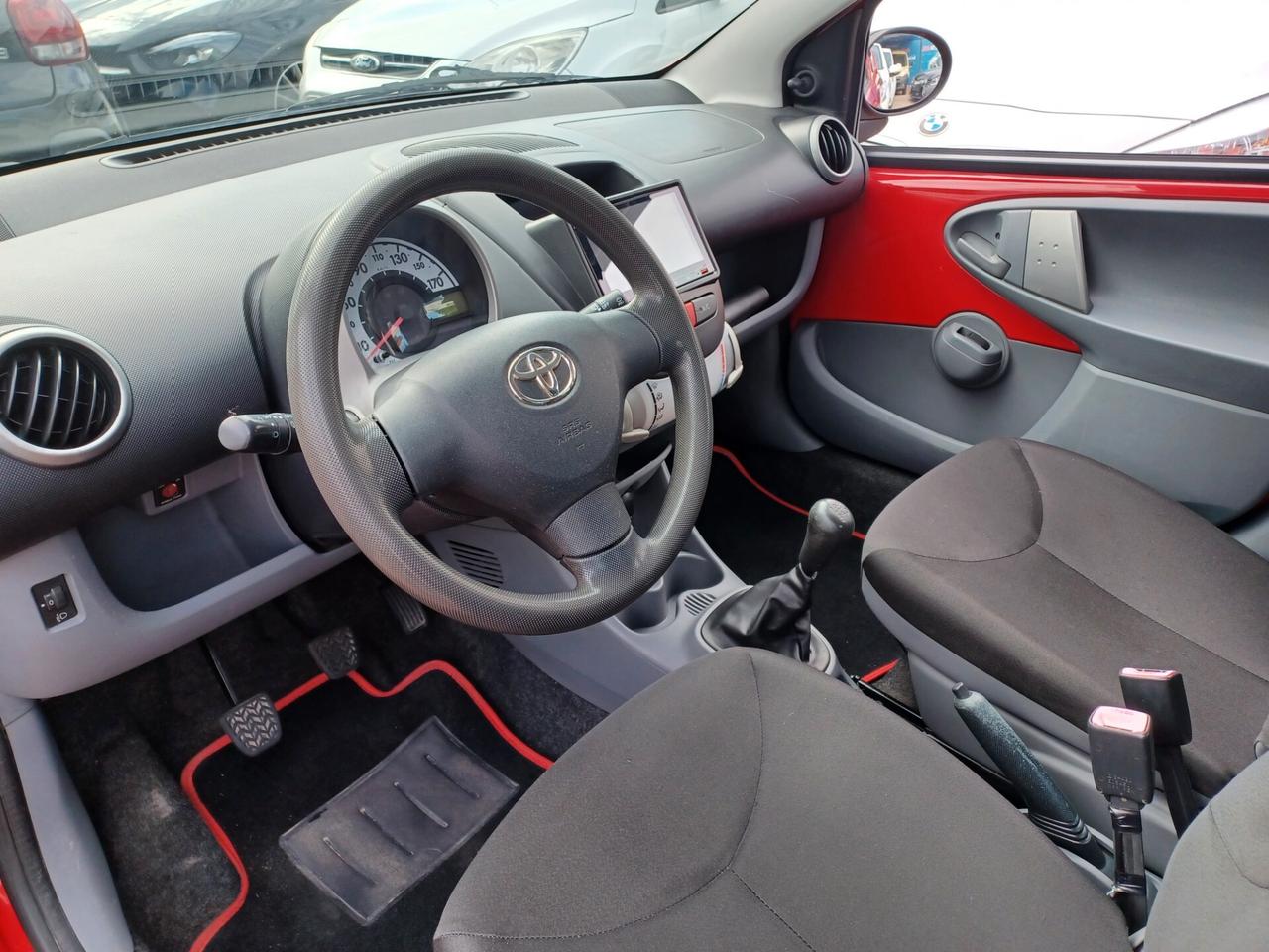 Toyota Aygo 1.0 Benzina 5 porte Now
