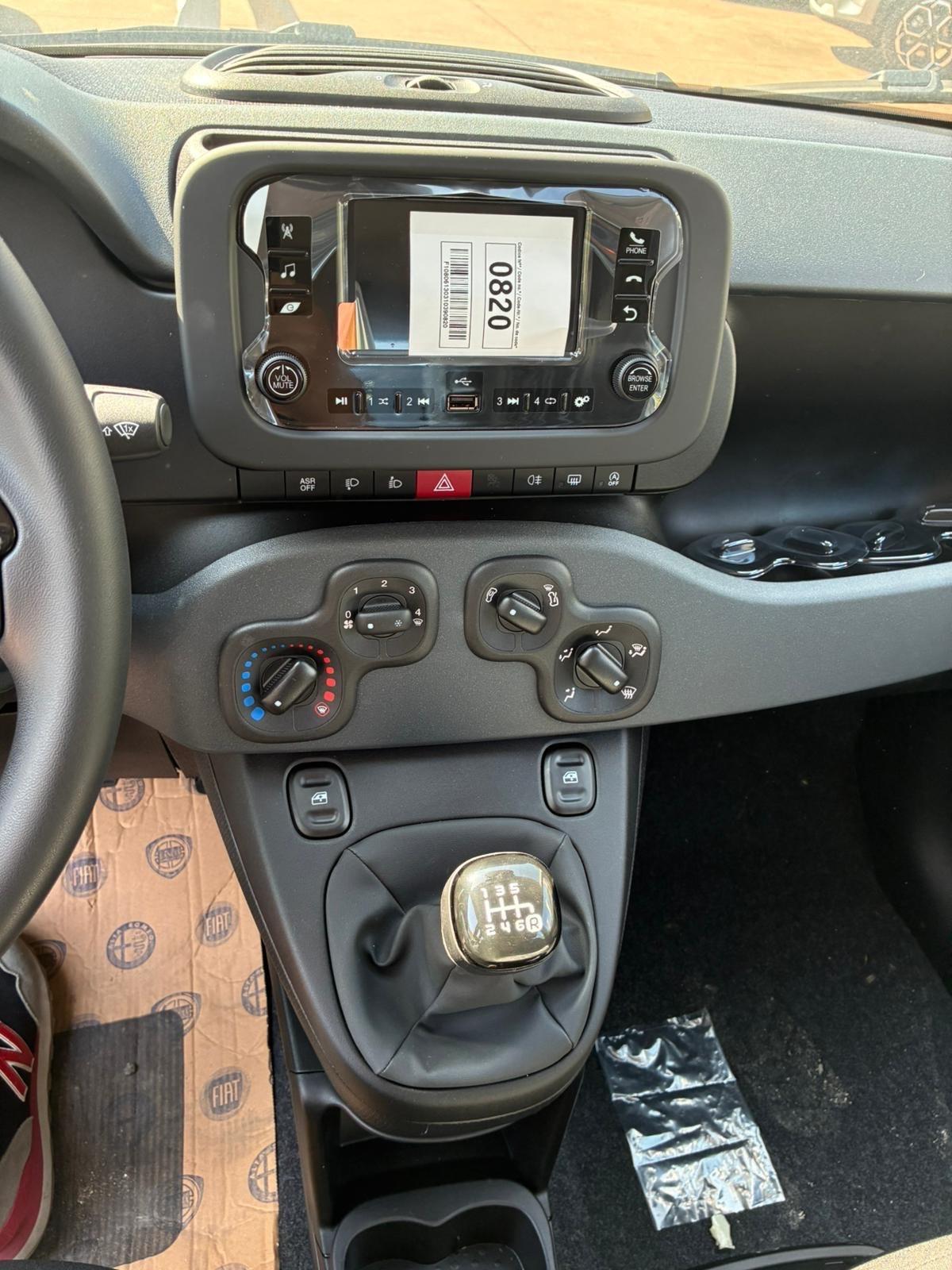 Fiat Panda 1.0 FireFly S&S Hybrid Pandina