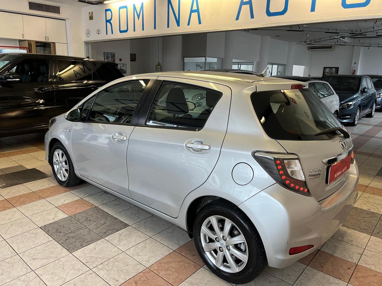 Toyota Yaris 1.5 Hybrid 5 porte Lounge