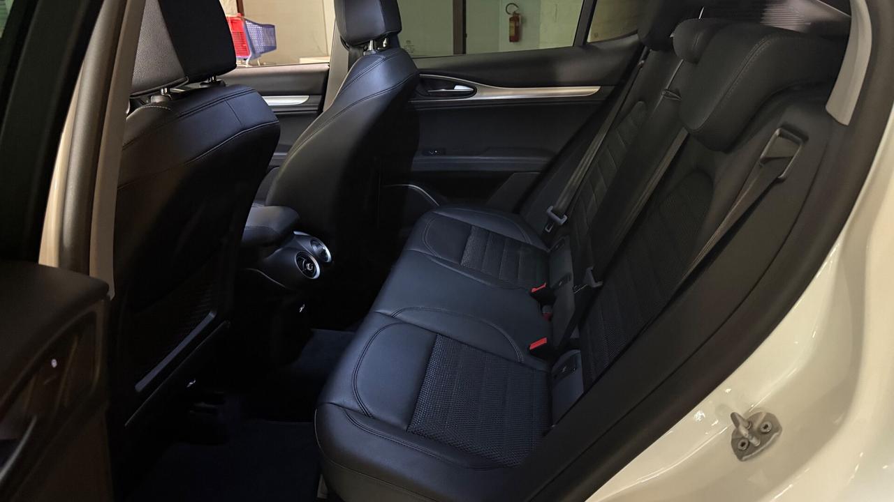 Alfa Romeo Stelvio 2.2 TD 190 CV Q4 Sprint 10/2021