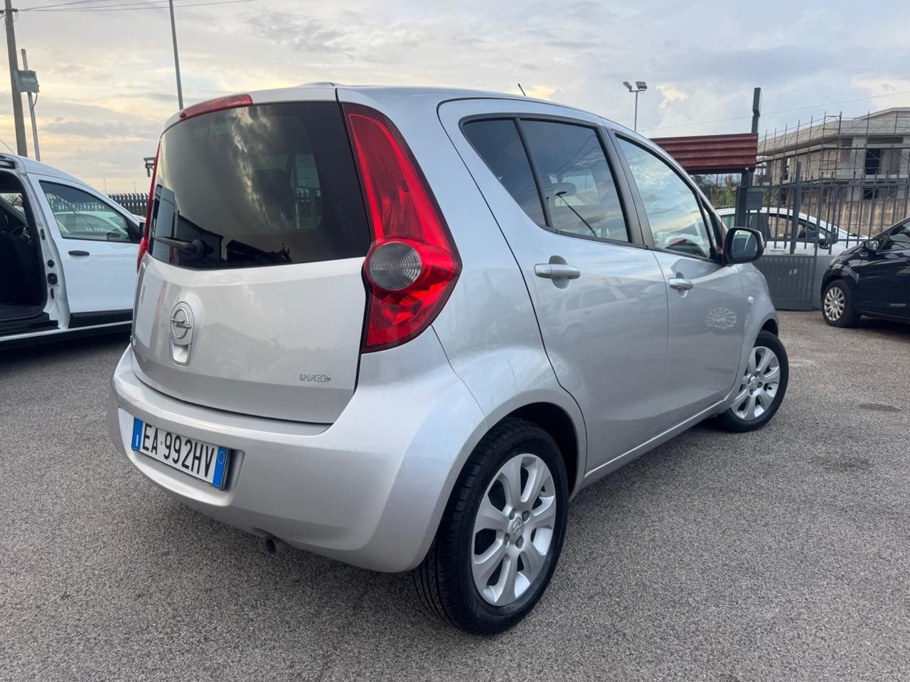 Opel Agila 1.2 16V 86CV GPL-TECH Enjoy