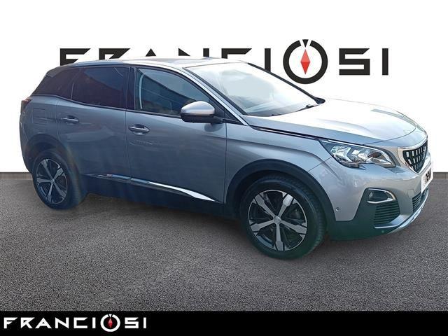 PEUGEOT 3008 1.2 PureTech Turbo Allure