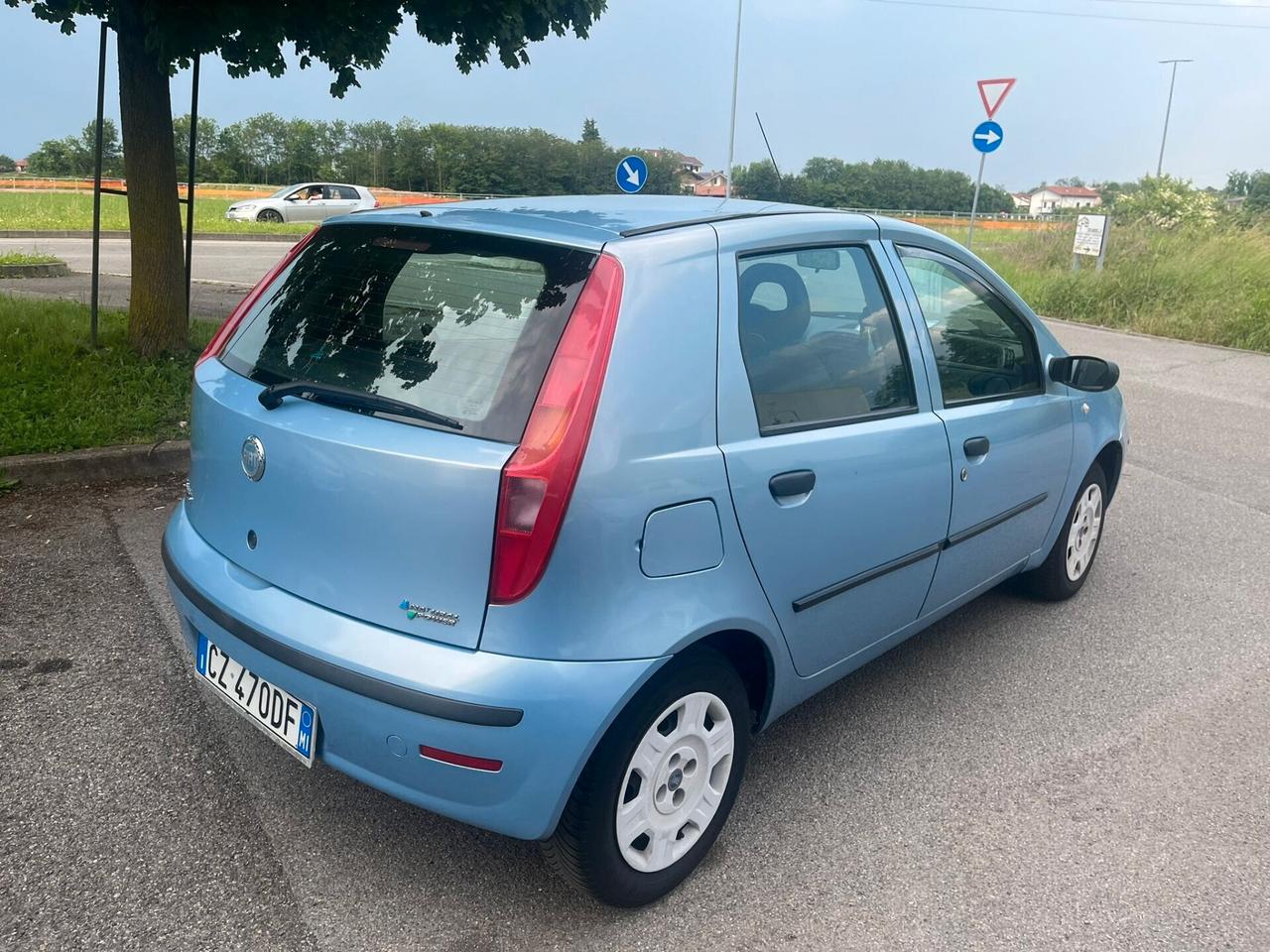 Fiat Punto 1.2 5 porte Active Natural Power