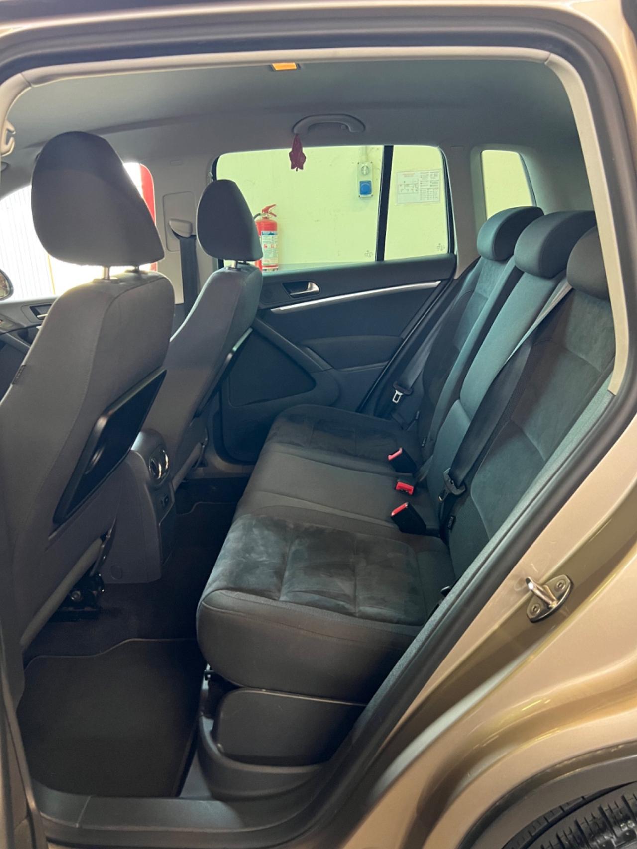 Volkswagen Tiguan 2.0 TDI 140CV 4MOTION DSG Sport & Style