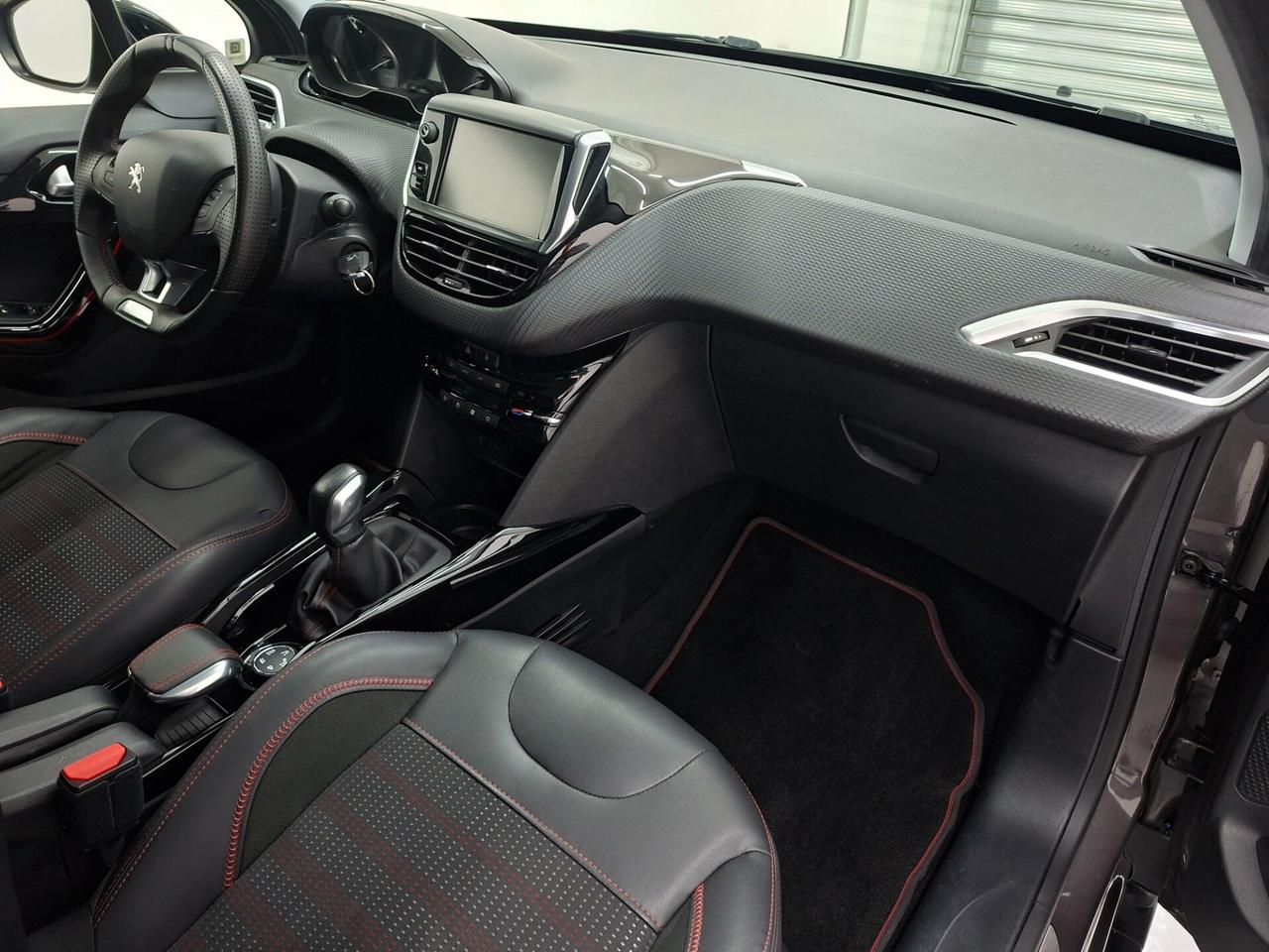 Peugeot 2008 1.6 BlueHDi 100cv GT Line