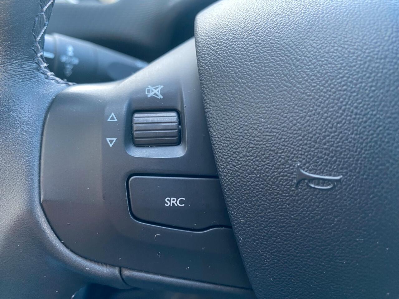 Peugeot 208 PureTech 82cv Allure - PERFETTA !!!