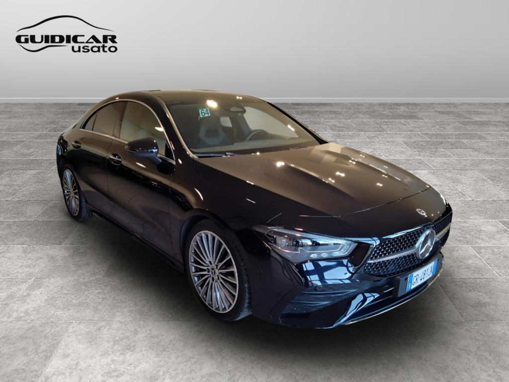 Mercedes-Benz CLA Coupe - C118 2023 - CLA Coupe 200 d AMG Line Advanced Plus auto