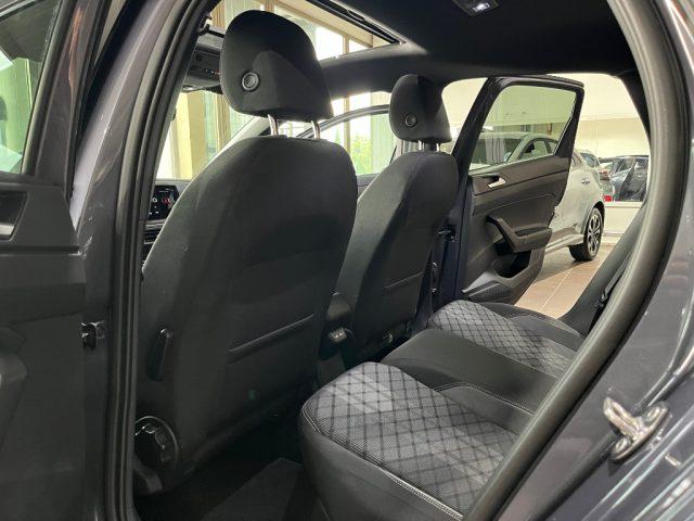VOLKSWAGEN Taigo 1.0 TSI R-Line SOLO 1900KM