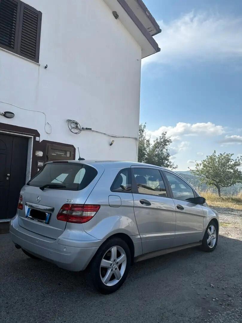 Mercedes-benz B 180 CDI