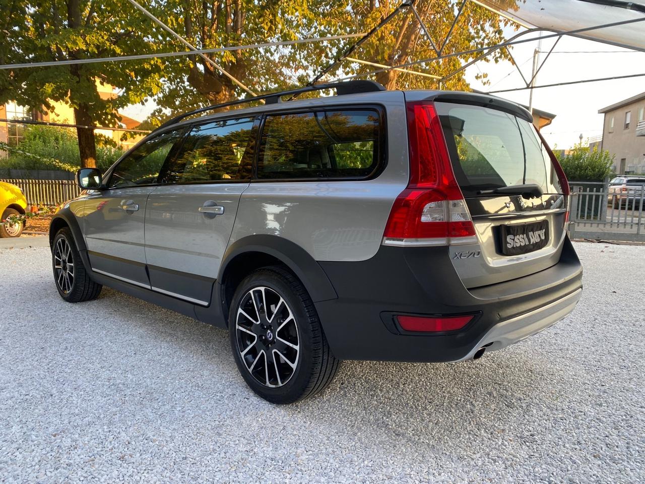 Volvo XC 70 XC70 D5 AWD Momentum
