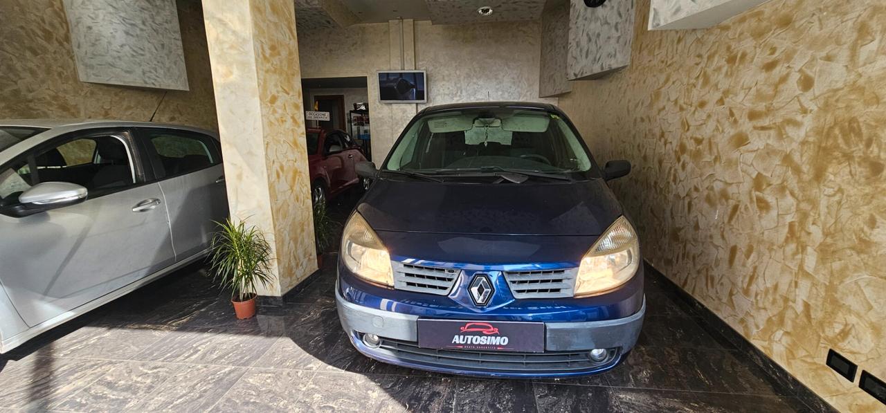 Renault Scenic Scénic 1.6 16V Luxe Dynamique