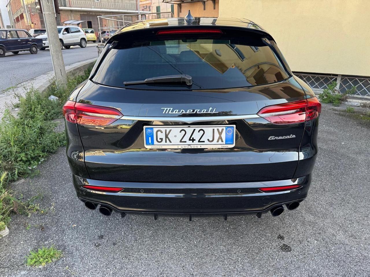 MASERATI GRECALE MODENA 330CV